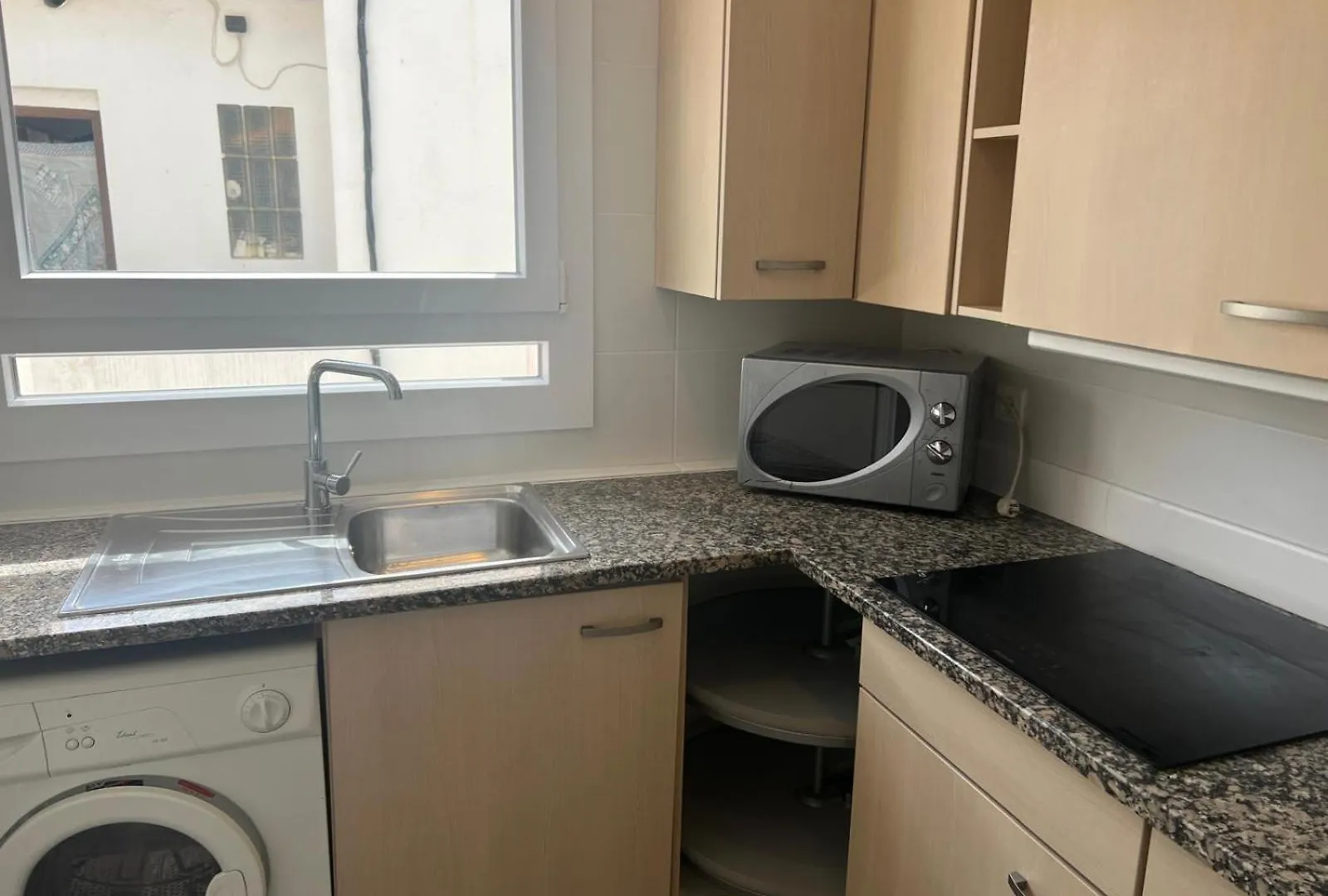 Bonito Apartamento En El Centro De Rosas Av-77 0*, Roses Spanien